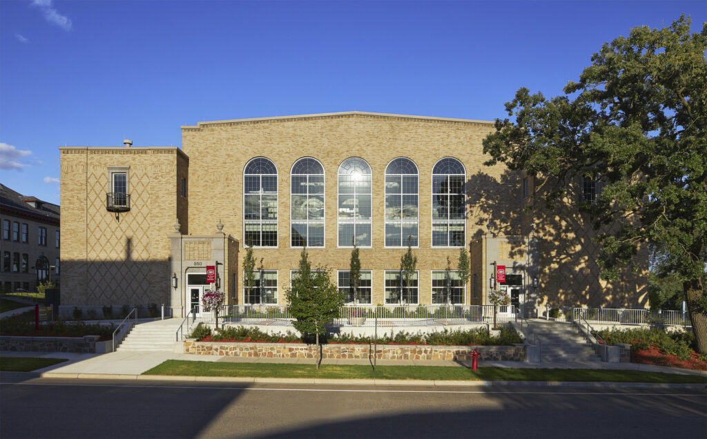 Credit Line: “Anthony Gilbert © Gaffer Photography”